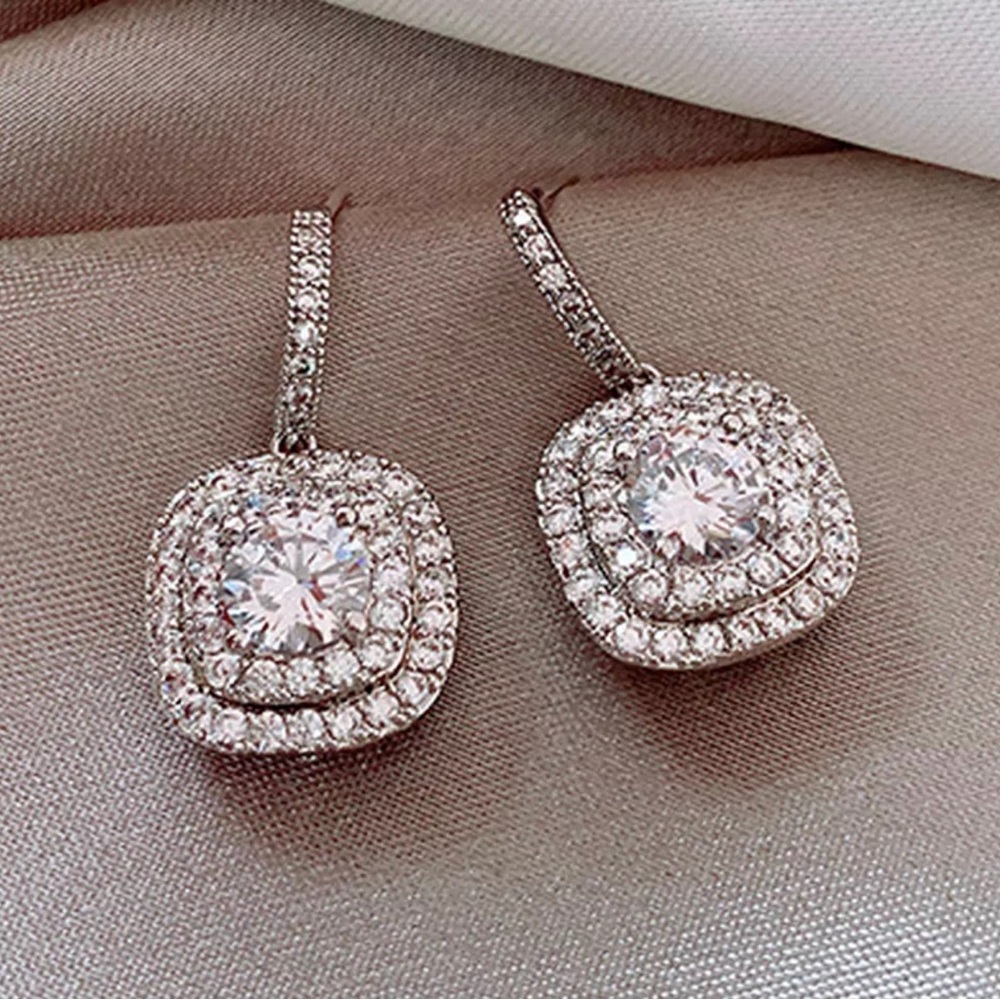 Dangling earrings